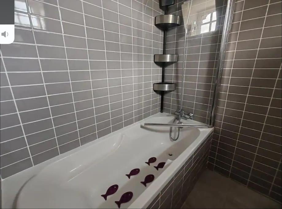Un Appartement Dans Un Chateau 도빌 외부 사진